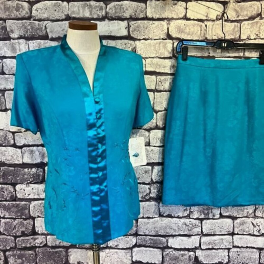 Karin Stevens NWT Vintage Turquoise Skirt Suit Size 8